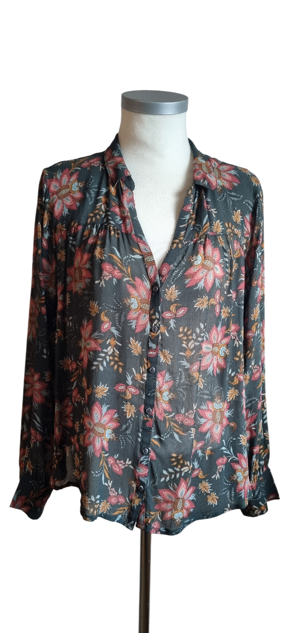 2025/09/1000055930.png Chemise verte Ba&sh – Image 1