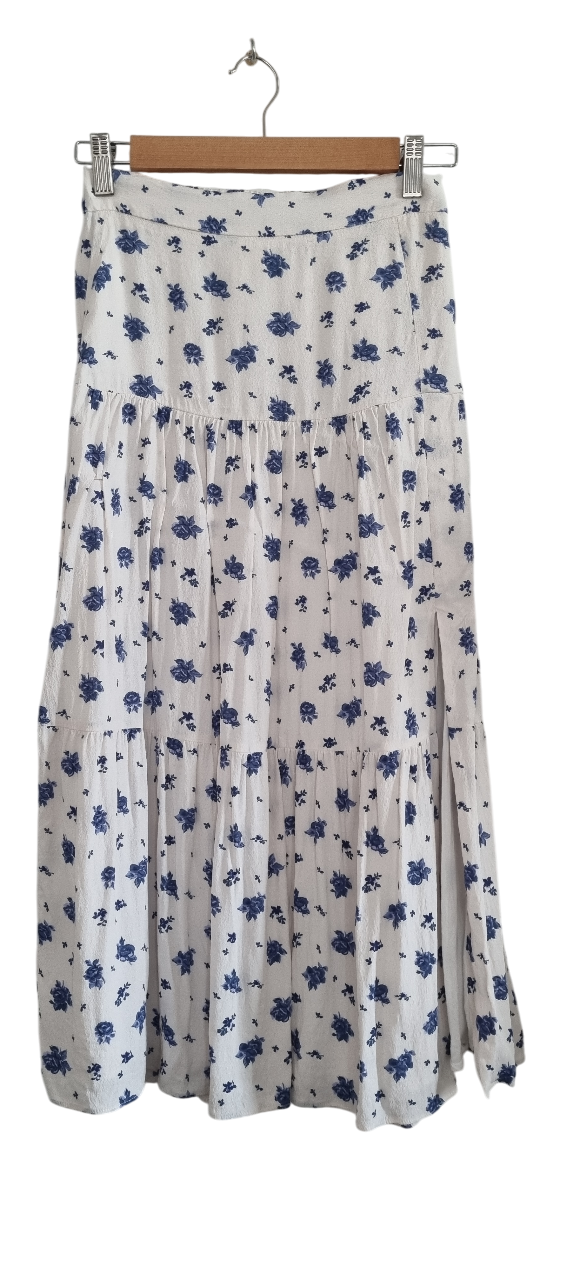 2025/09/1000056801.png Jupe blanche Sézane – Image 1