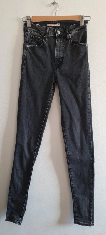 Jean Levi's Mile High super skinny