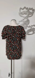 Blouse à volant fleurie Harpe – Image 2