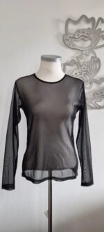 Pull noir transparent