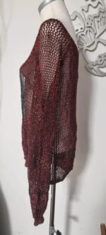 Pull rouge ajouré – Image 3