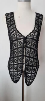 Gilet ajouré avec perles