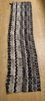 Echarpe noire Petrusse