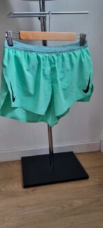 Short vert Nike Aeroswift – Image 2